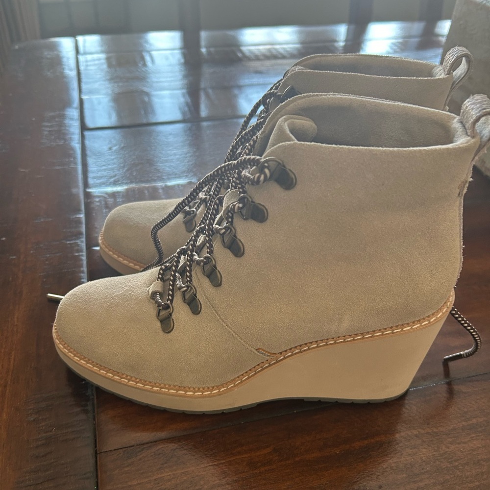 Tom’s Beige Wedge Lace Up Bootie